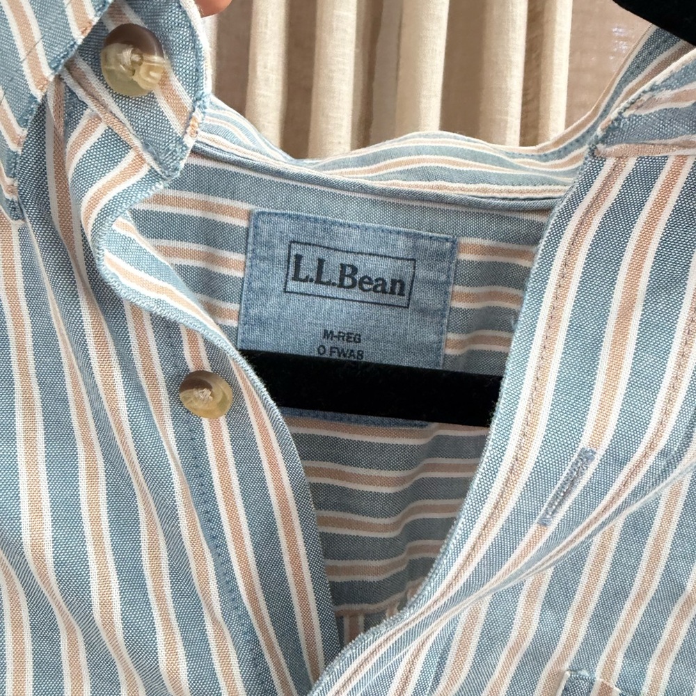 LL BEAN button down - Picture 2 of 4